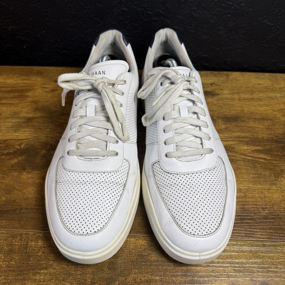 Cole Haan Grand Crosscourt White Leather Sneakers Mens 10.5 M C33987 Navy Trim - Picture 2 of 7
